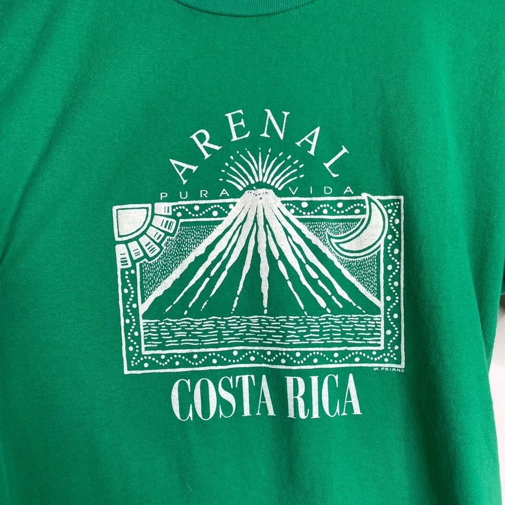 Vintage Costa Rica Arenal Volcano T-Shirt size S - Picture 6 of 9